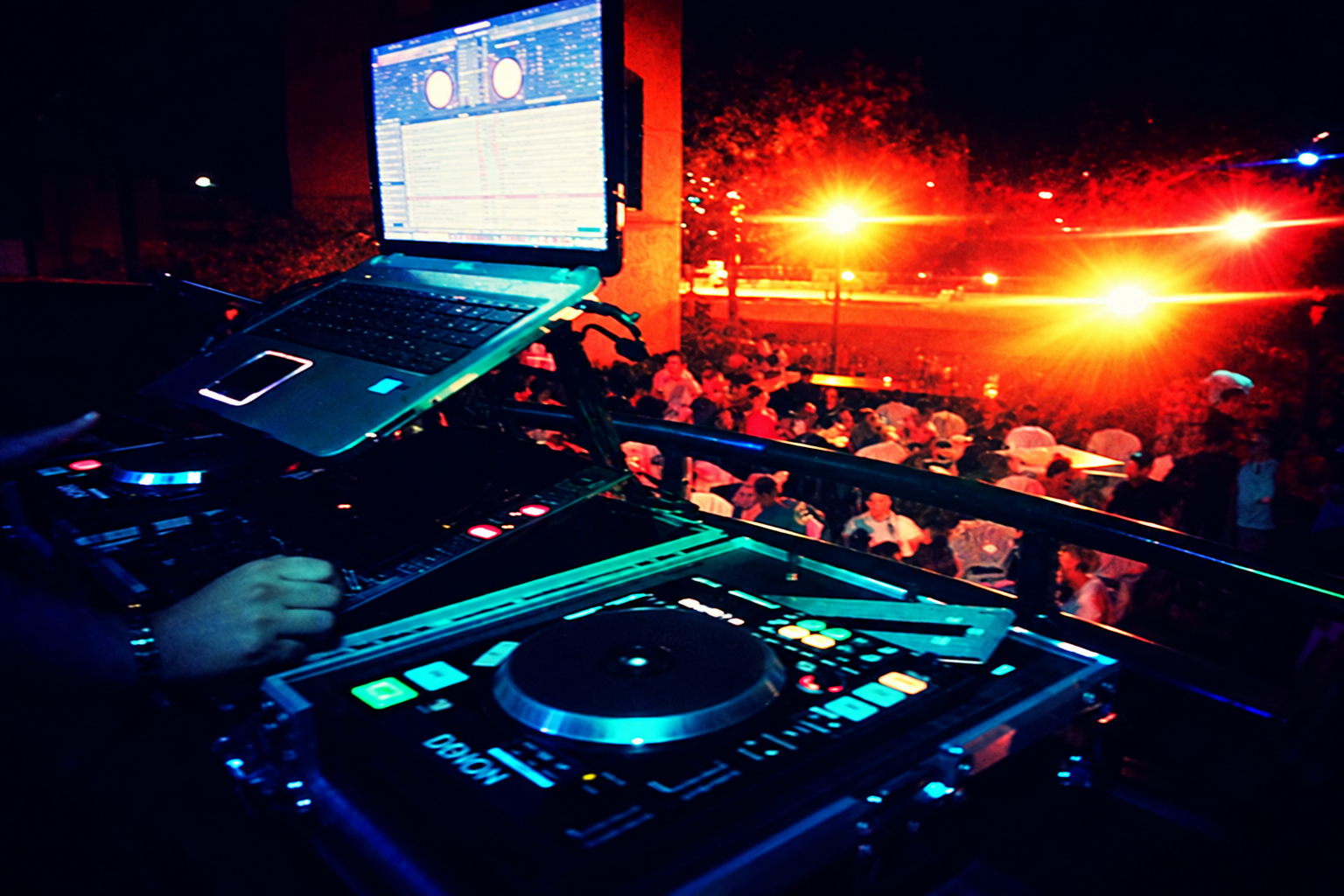 DJ Debonair Rooftop @ The Metro