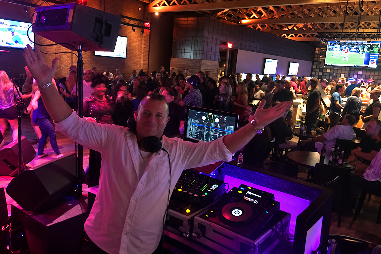 DJ Debonair at River's Casino 2018